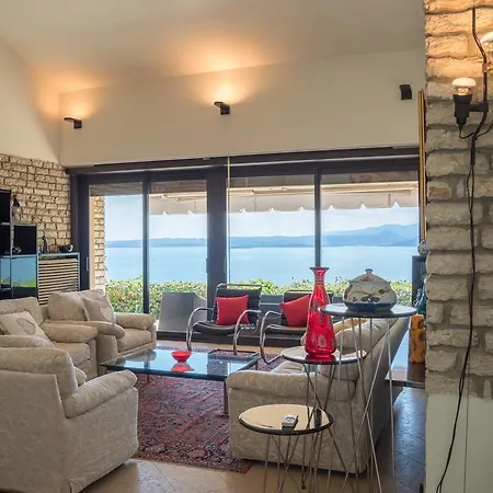 Elysium Torri Del Benaco